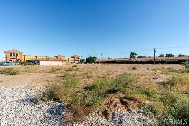 15403 Bear Valley, Hesperia, CA 92345