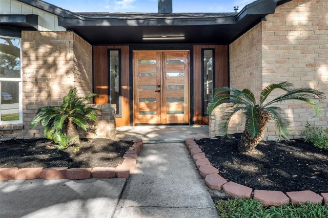 13530 Knottinghill Drive, Sugar Land, TX 77498