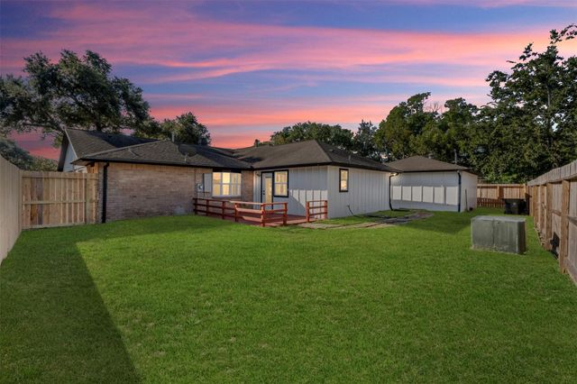 13530 Knottinghill Drive, Sugar Land, TX 77498