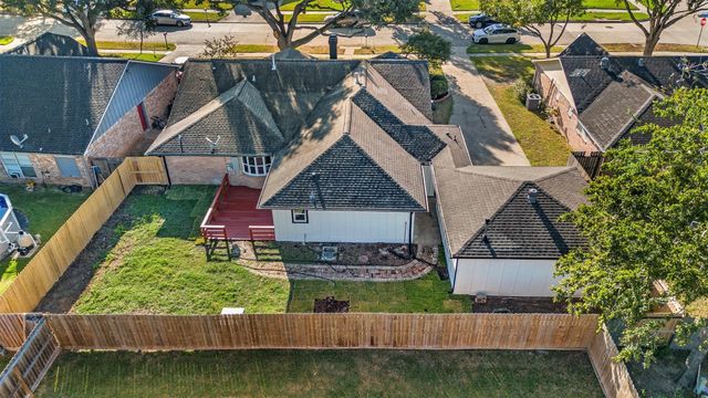 13530 Knottinghill Drive, Sugar Land, TX 77498