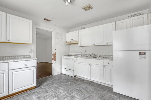 5014 SPRUCE Avenue, West Palm Beach, FL 33407