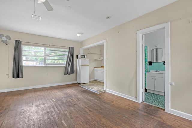 5014 SPRUCE Avenue, West Palm Beach, FL 33407