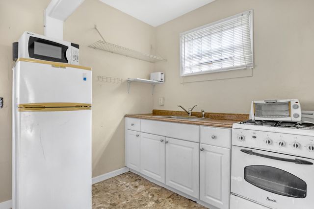 5014 SPRUCE Avenue, West Palm Beach, FL 33407