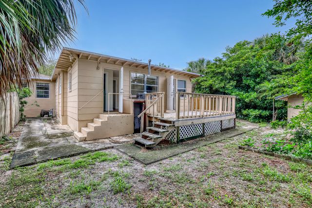 5014 SPRUCE Avenue, West Palm Beach, FL 33407