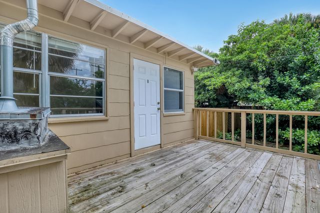 5014 SPRUCE Avenue, West Palm Beach, FL 33407
