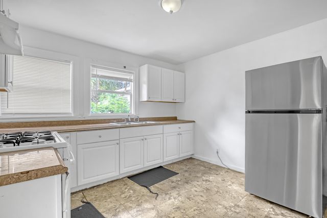5014 SPRUCE Avenue, West Palm Beach, FL 33407