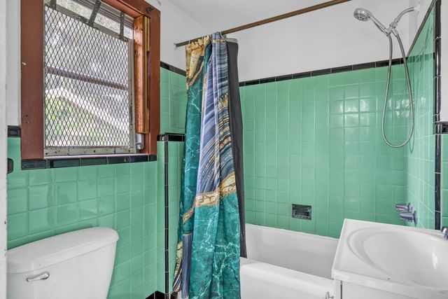 5014 SPRUCE Avenue, West Palm Beach, FL 33407