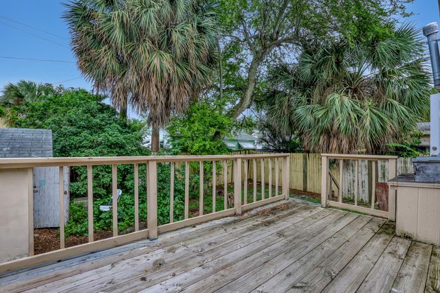 5014 SPRUCE Avenue, West Palm Beach, FL 33407