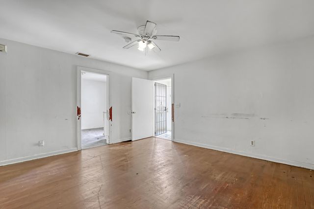 5014 SPRUCE Avenue, West Palm Beach, FL 33407