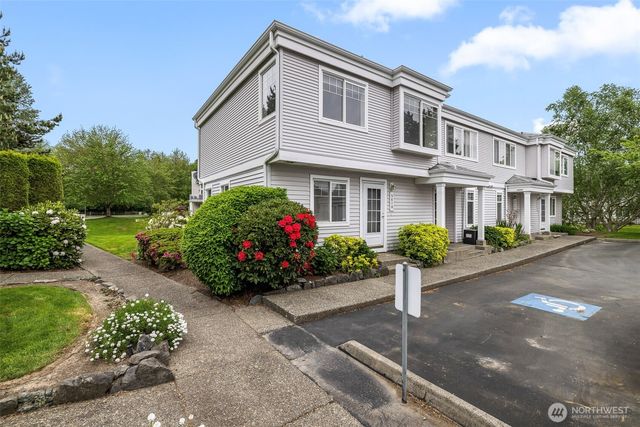 5410 S 236th Place, Kent, WA 98032