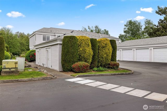 5410 S 236th Place, Kent, WA 98032