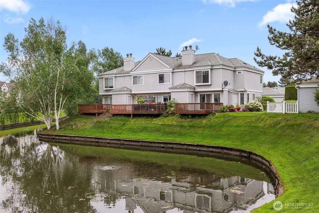5410 S 236th Place, Kent, WA 98032