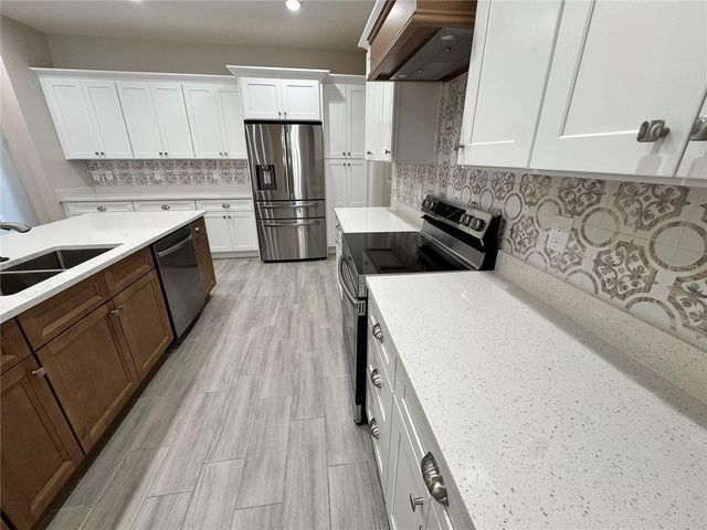 37565 TERI COURT, Dade City, FL 33525