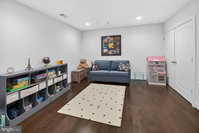 71 ELLSWORTH HEIGHTS ST, Silver Spring, MD 20910