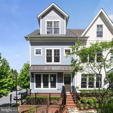71 ELLSWORTH HEIGHTS ST, Silver Spring, MD 20910