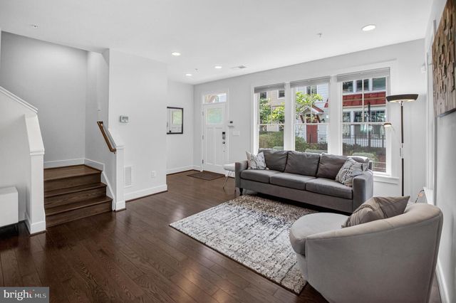 71 ELLSWORTH HEIGHTS ST, Silver Spring, MD 20910