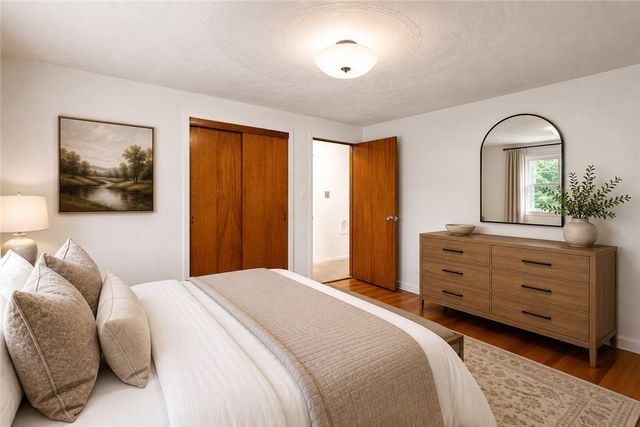 323 Old Clairton Rd, Jefferson Hills, PA 15025