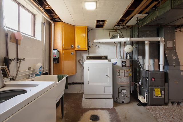 323 Old Clairton Rd, Jefferson Hills, PA 15025