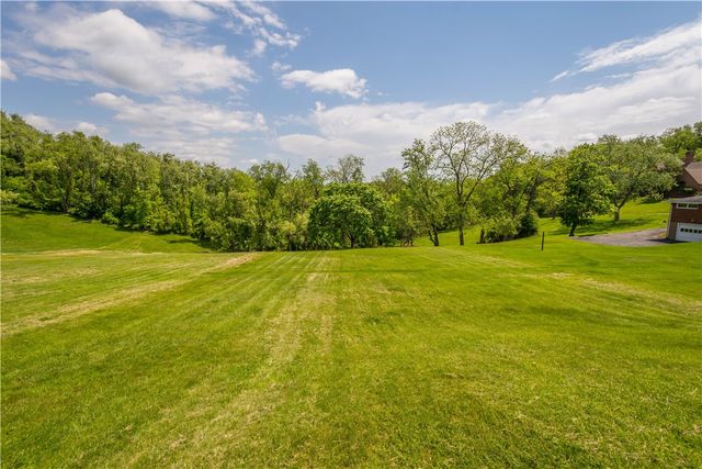 323 Old Clairton Rd, Jefferson Hills, PA 15025