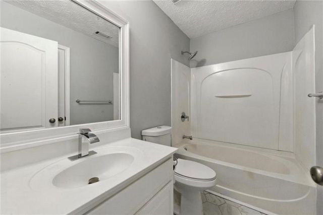 6347 Ellenwood Drive, Rex, GA 30273