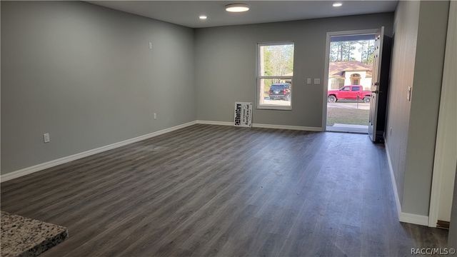 788 W Glenhaven Drive, Citrus Springs, FL 34434