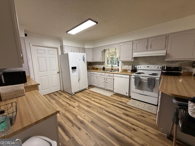 101 Kingswood Drive, Macon, GA 31210