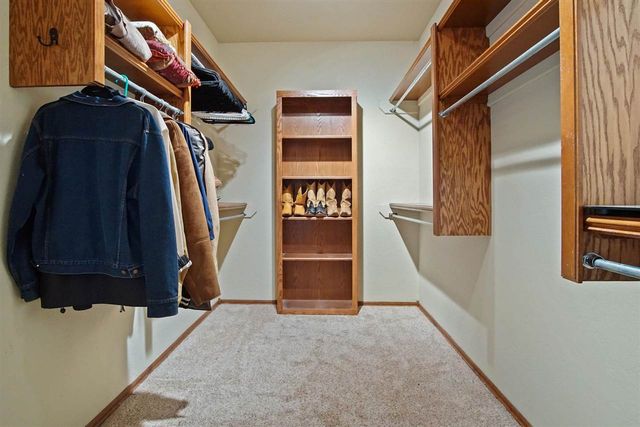 6712 SW Driftwood Dr, Lawton, OK 73505