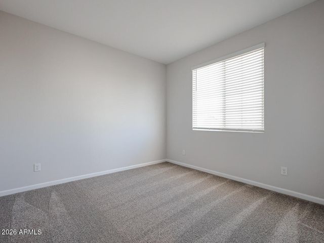 2647 E BOULDER Avenue, Apache Junction, AZ 85119