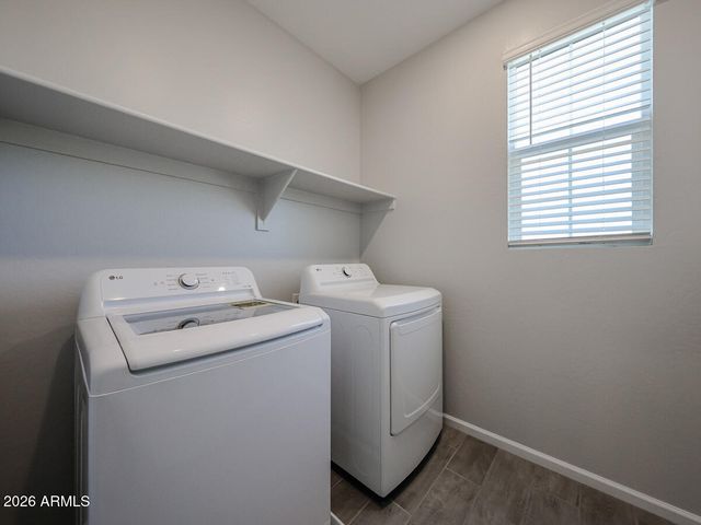 2647 E BOULDER Avenue, Apache Junction, AZ 85119