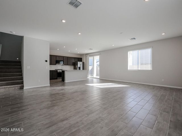 2647 E BOULDER Avenue, Apache Junction, AZ 85119