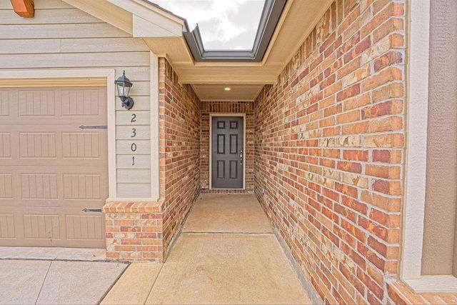 2301 Scarlet Lane, El Reno, OK 73036