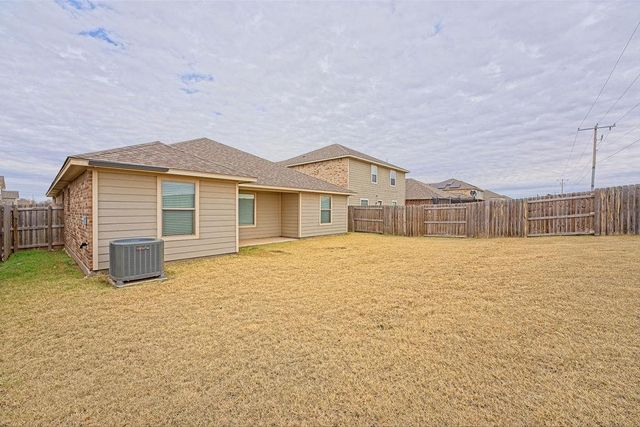 2301 Scarlet Lane, El Reno, OK 73036