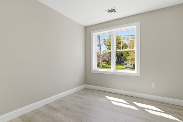 3 Crossman Street A, Taunton, MA 02780