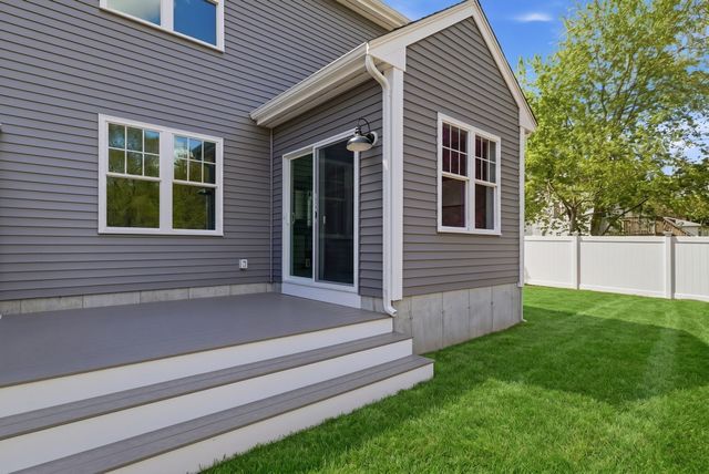 3 Crossman Street A, Taunton, MA 02780