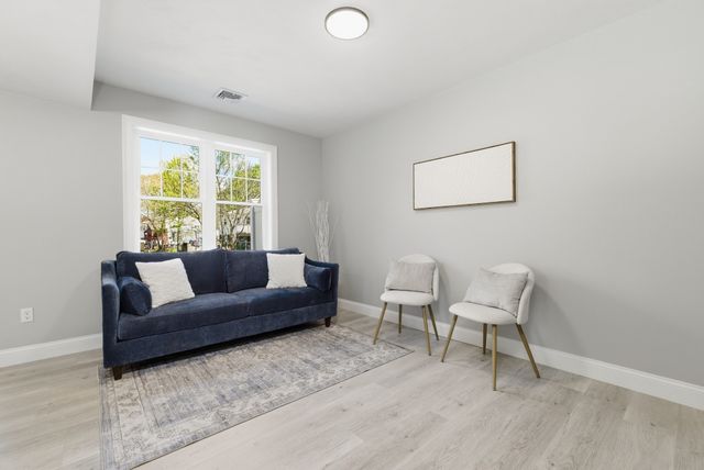 3 Crossman Street A, Taunton, MA 02780