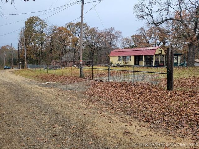 409612 E 1115 Road, Eufaula, OK 74432