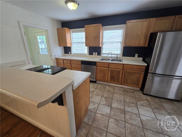 329 E 63rd Street, Savannah, GA 31405