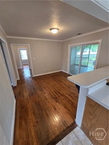 329 E 63rd Street, Savannah, GA 31405