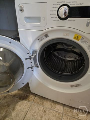 329 E 63rd Street, Savannah, GA 31405