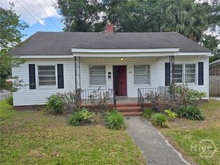 329 E 63rd Street, Savannah, GA 31405
