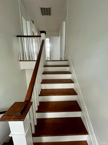 4402 Hilltop Drive, Lynchburg, VA 24502