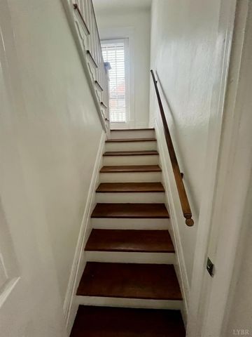 4402 Hilltop Drive, Lynchburg, VA 24502