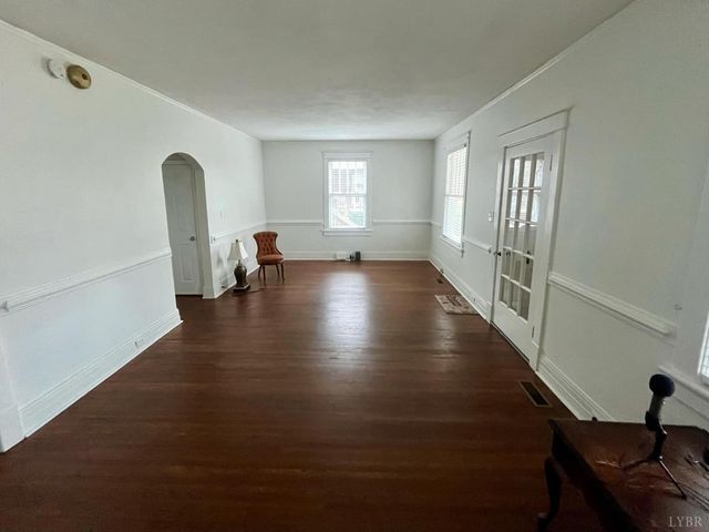 4402 Hilltop Drive, Lynchburg, VA 24502