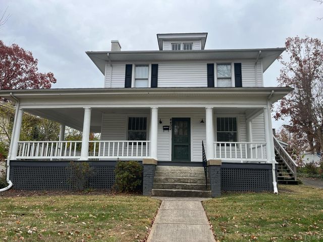 4402 Hilltop Drive, Lynchburg, VA 24502