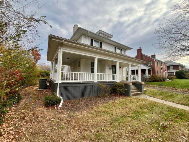 4402 Hilltop Drive, Lynchburg, VA 24502