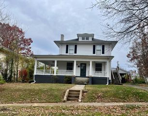 4402 Hilltop Drive, Lynchburg, VA 24502