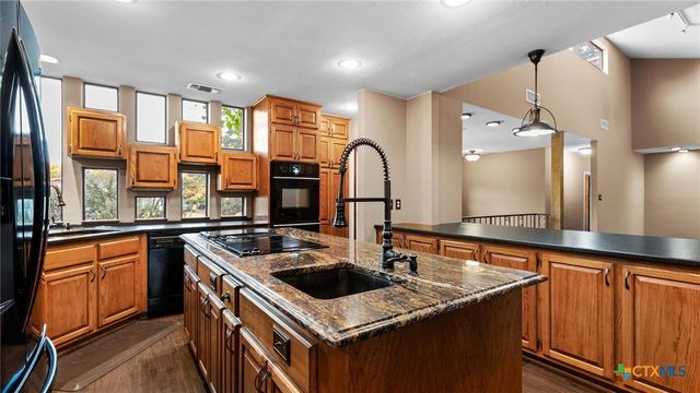 9521 Sumac Circle, San Antonio, TX 78266