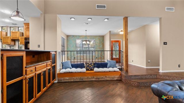 9521 Sumac Circle, San Antonio, TX 78266