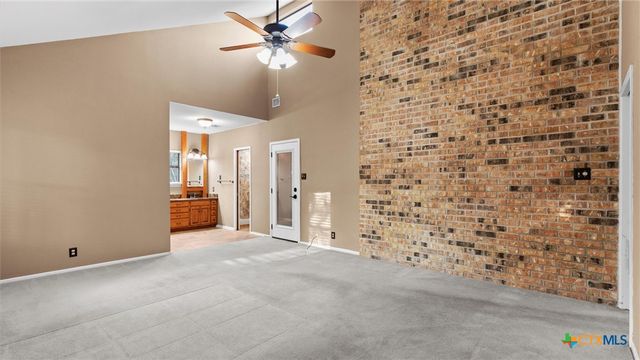 9521 Sumac Circle, San Antonio, TX 78266