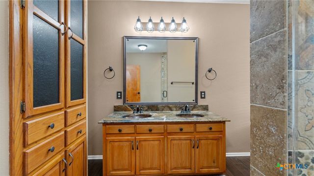 9521 Sumac Circle, San Antonio, TX 78266